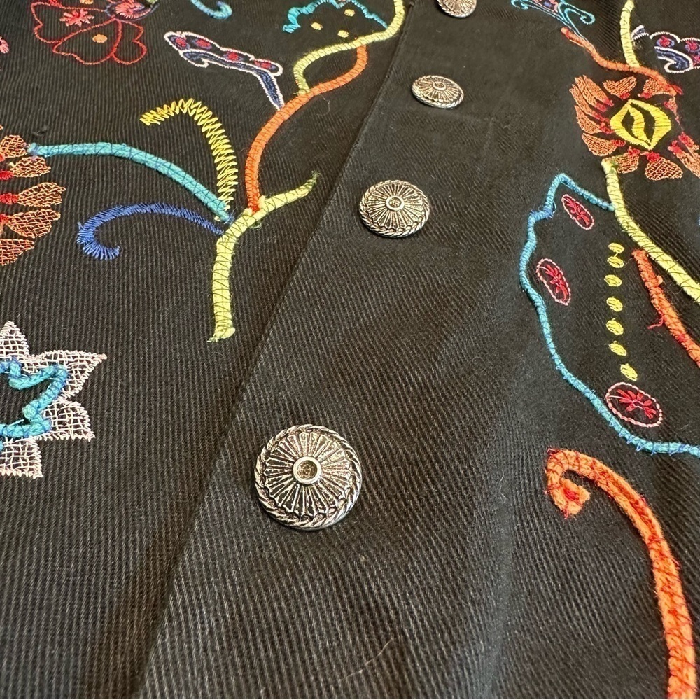 EU Vintage White Stag Floral Embroidered Black Denim Jacket - Picture 7 of 15